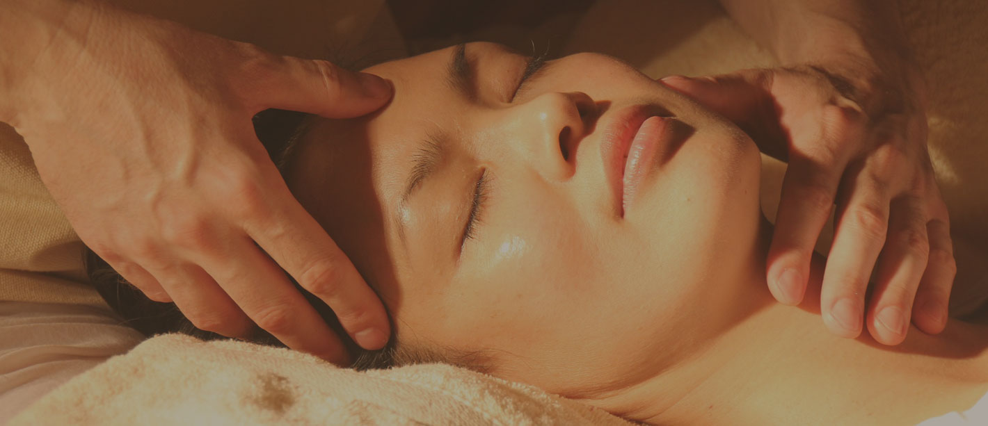 #slidecaption2 Haz tu reserva